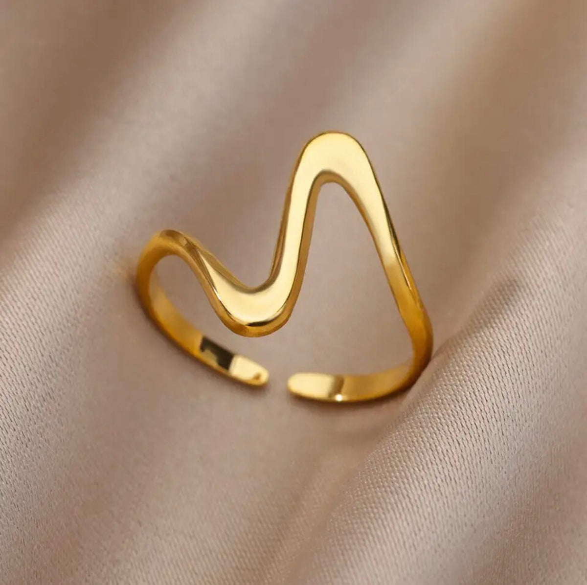 Illusion Ring